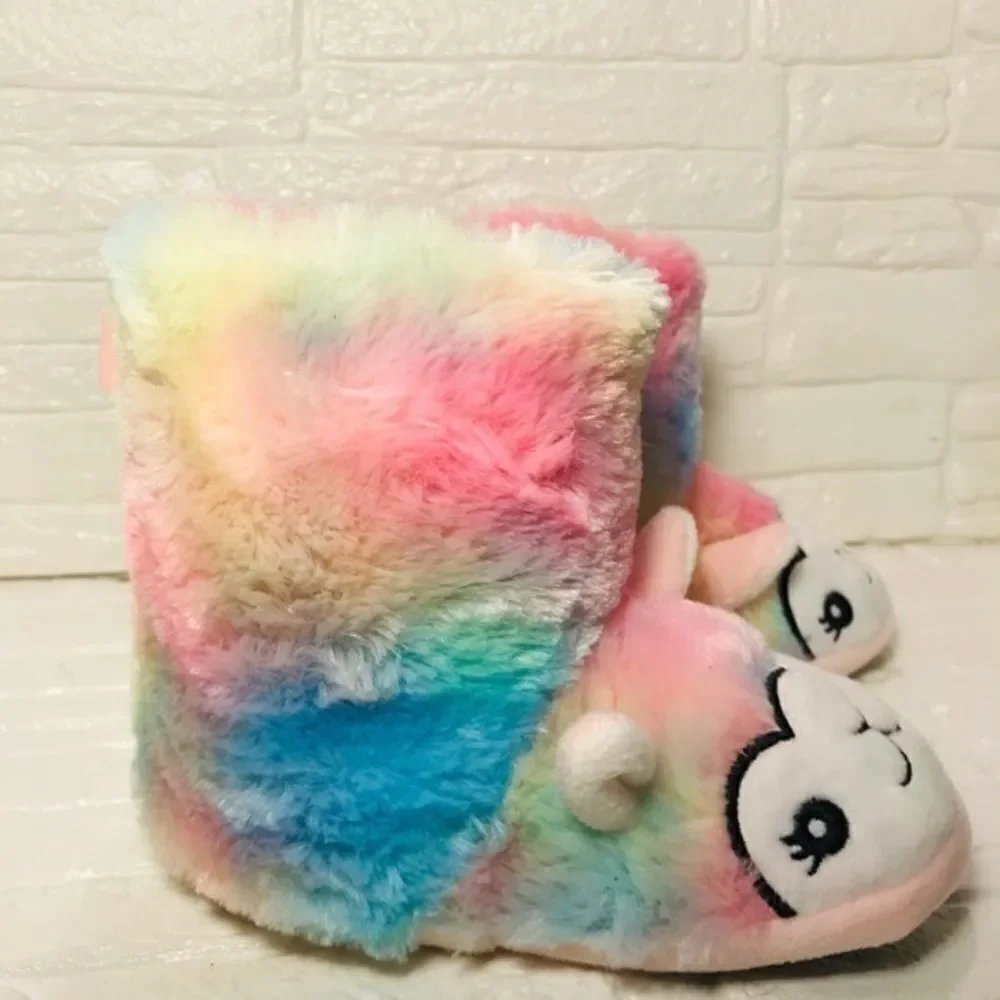 Llama slippers